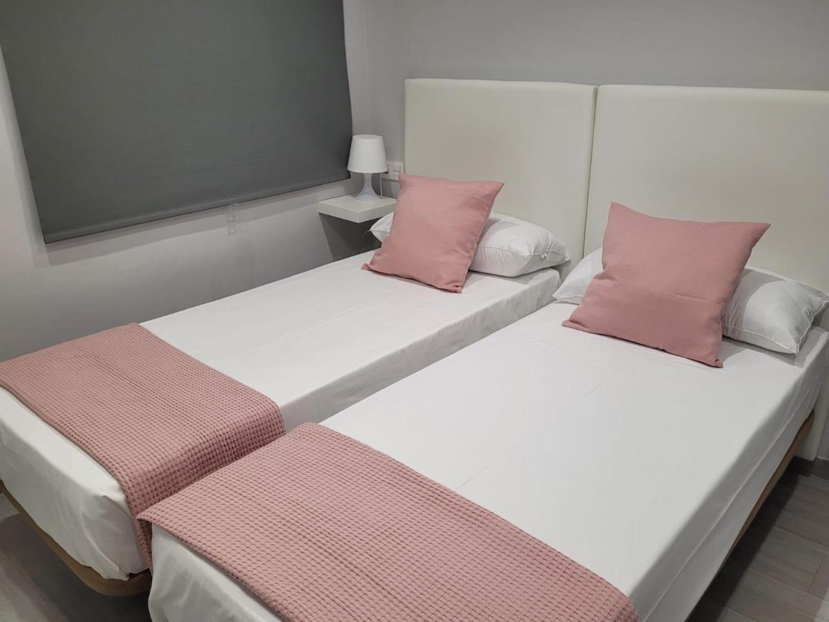 Apartamentos Bluebelle - Marbella Bagian luar foto